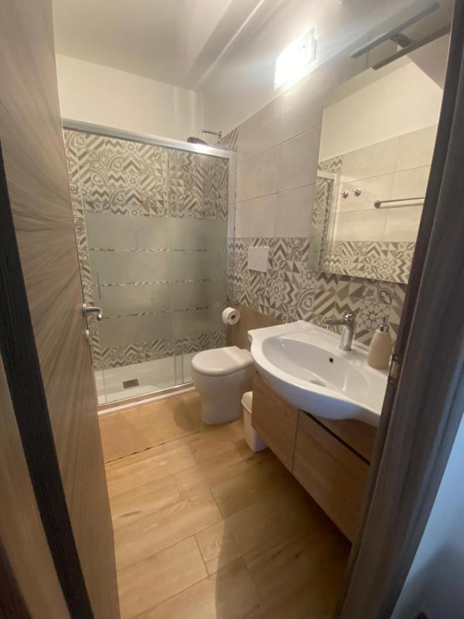 Via Mentana Hotel Бауней Екстериор снимка